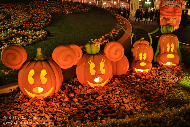 TDR Oct 2012 - Halloween at Tokyo Disneyland | Flickr - Photo Sharing!