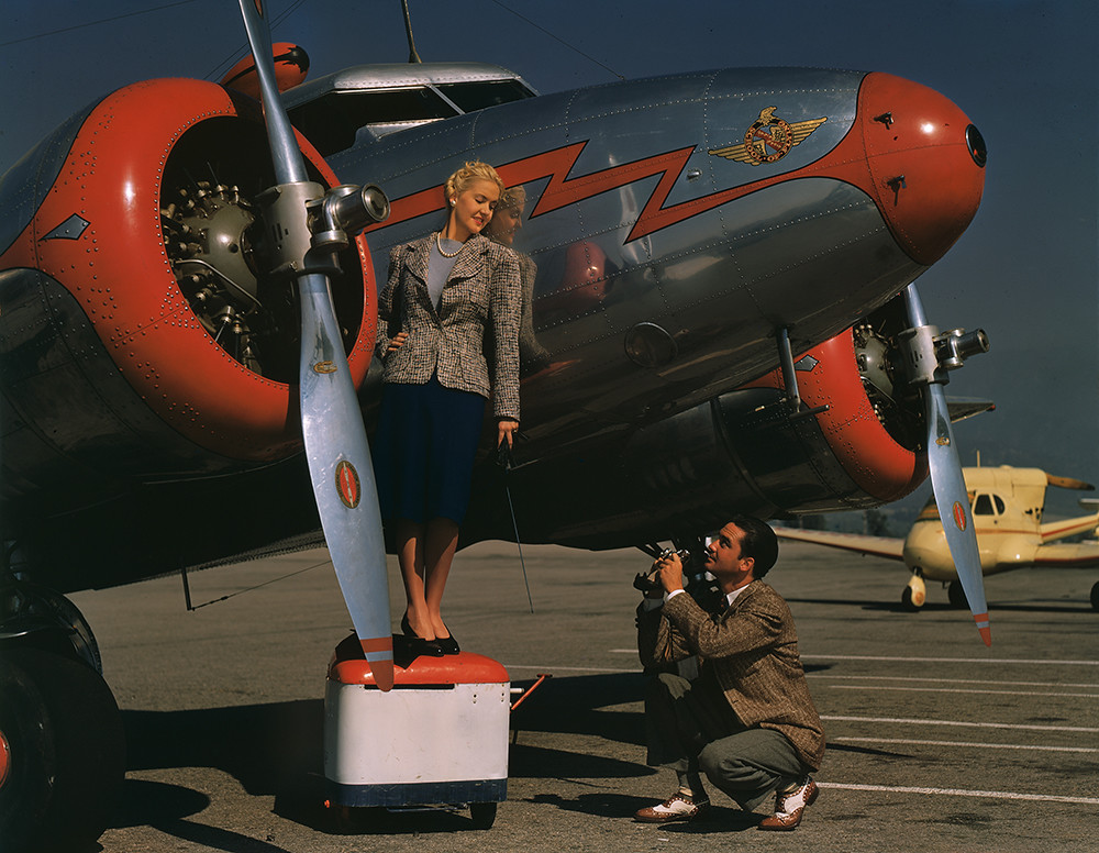 [Alice Faye and Photographer with Lockheed 12A Electra Junior]