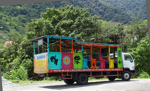ciudad baños de agua santa ecuador bus las cascadas autobus