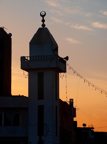 sunset urban minaret egypt mosque placesofworship edfu idfo