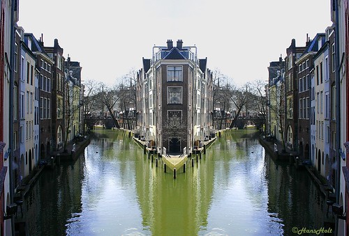 houses holland reflection water netherlands canal utrecht mirrored canoneos300d kanaleneiland gracht oudegracht duplicated