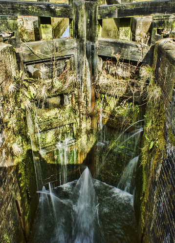 canon rebel canal gate lock hdr 550d