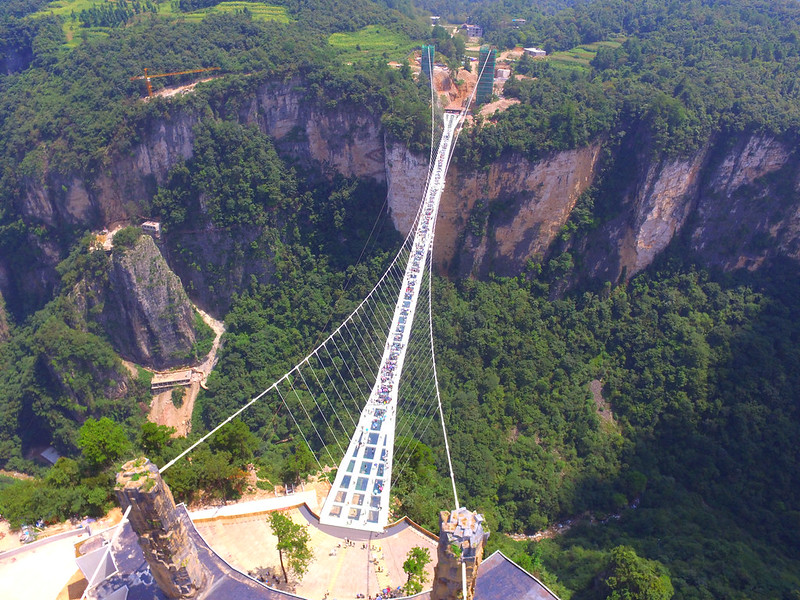 Glass bridge at a gorge in Zhangjiajie, Hunan Province, China [4000x3000]