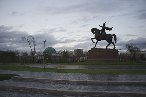 sunset rain uzbekistan tashkent culpture