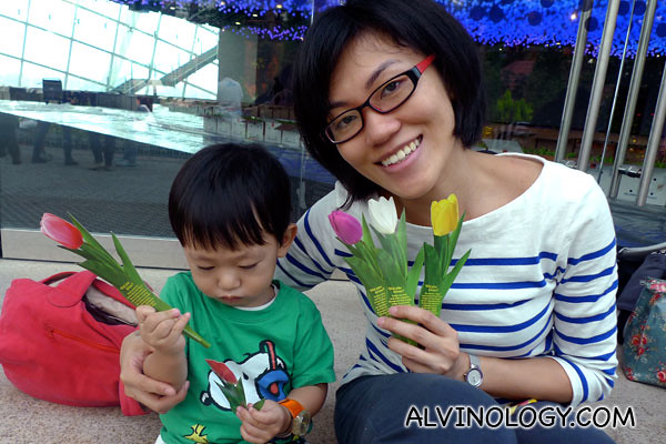 Me with Asher, with tulip bookmarks to bring home 