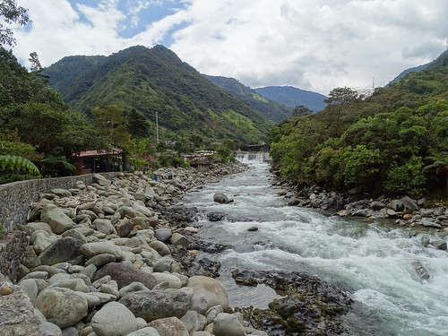 cascada pailon del diablo baños ecuador ruta de las cascadas corredor pastaza agua santa
