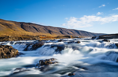 longexposure autumn river landscape waterfall iceland autumncolors haust ndfilter leebigstopper árstíðirveðurogbirta kjósarhreppurláxáíkjós zeisssdistagont235ze