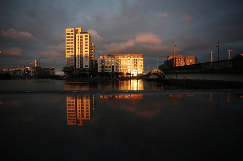 Il Grand Canal Dock al tramonto