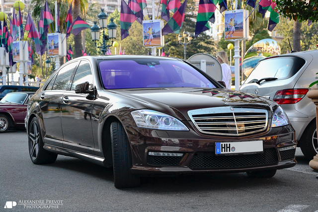 Mercedes Benz S65 Amg W221 2 More Cars