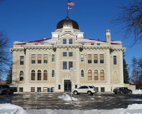 smalltown sterling nebraska flag snow architecture architecturaldetails courthouse