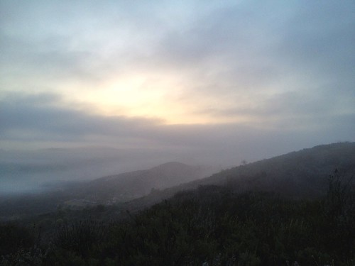 california usa fog sunrise venturacounty thousandoaks conejovalley flickrgram uploaded:by=flickrmobile flickriosapp:filter=nofilter