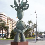 Sculpture on Alicante beach