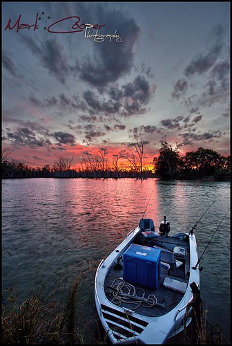sky sun fish water clouds sunrise canon river fire boat fishing australia nsw 5d outback 2711 hay plains 1740mm murrumbidgee ef1740mmf40lusm hayplains haynsw 5dmarkiii markcooperphotography