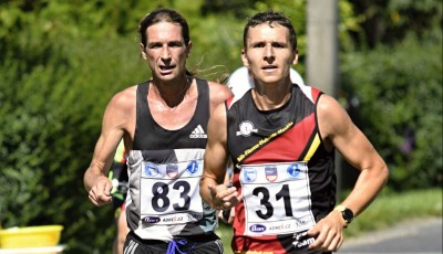 Malý svratecký maraton vyhrál Kohut před obhájcem Orálkem, ten v závěru upadl
