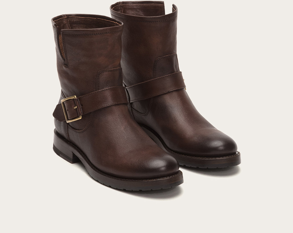 Frye Boots – Chattanooga Shoe Company – Dansko, Vionic, Fly London