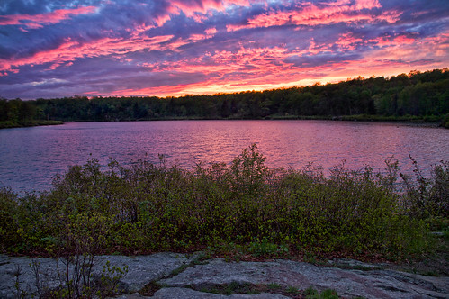 sunset sky lake mountains nature colors clouds forest landscape sussex evening newjersey crater shore bold delawarewatergap kittattinny ndgradfilter