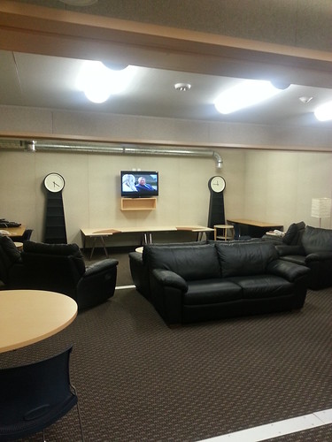 Lounge/Conference Area