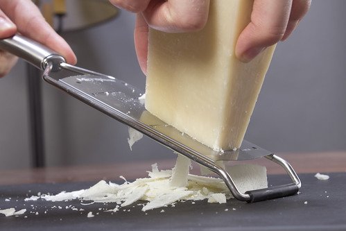 Microplane Shaver With Hard Cheese
