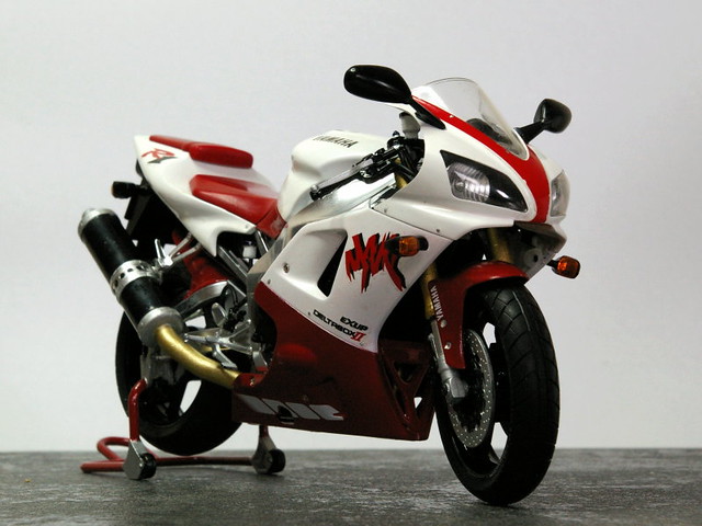 Tamiya 1:12 Yamaha YZF R1 - Work In Progress - Vehicles - Britmodeller.com