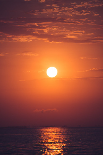amanecer sunrise sol sun nikon nikonphotogrpahy photogrphy iamnikon nikonistas nikontop d7200 skylovers sky cielo playa mar oceano agua water