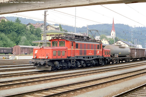 electric train austria österreich eisenbahn railway zug coco tyrol öbb kufstein freighttrain br1020 10200152