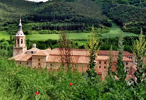 abbey spain europa europe view eu espana monastery valley baroque espagne vue monasterio monastère ue abbadia abbaye larioja vallée yuso baroco xviie xvie sanmilladelacogolla
