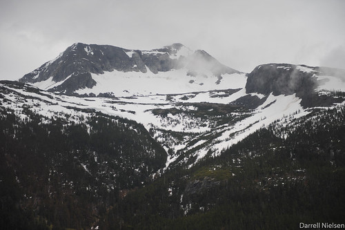 mountains alaska helicopter skagway