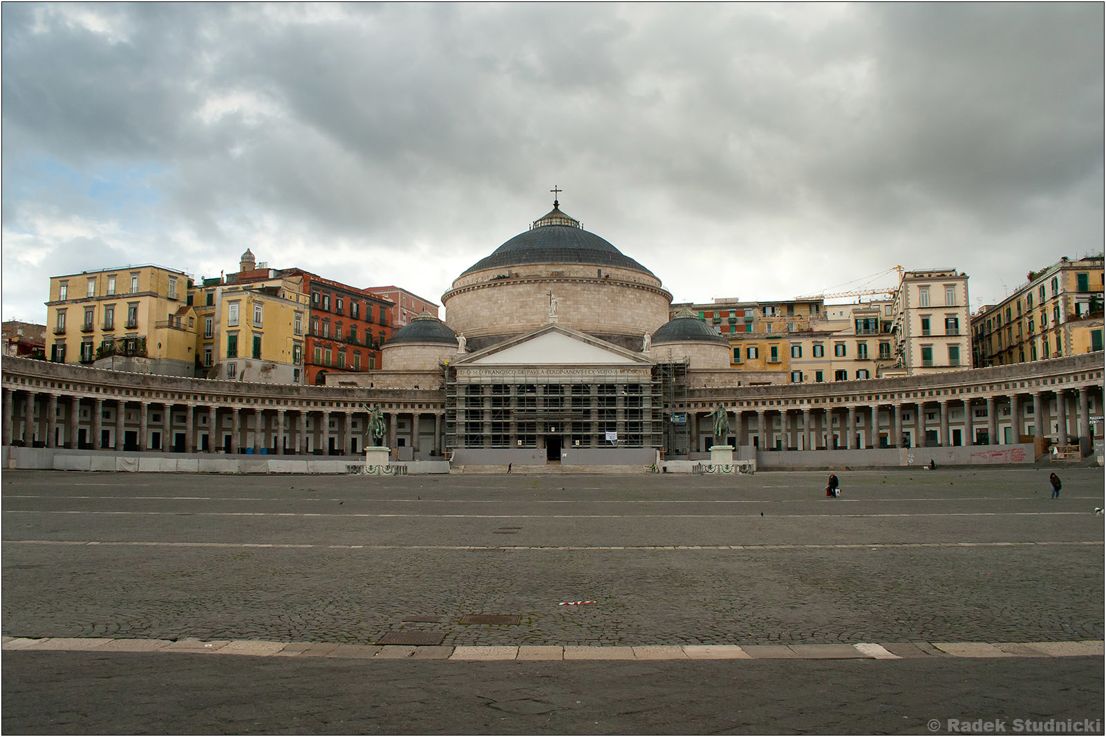 Piazza del Plebiscito w Neapolu