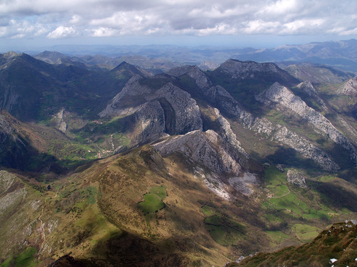 mountains spain ponga asturia pierzu