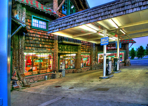 signs station sign canon eos retro gas gasstation hdr 30d westyellowstone eos30d