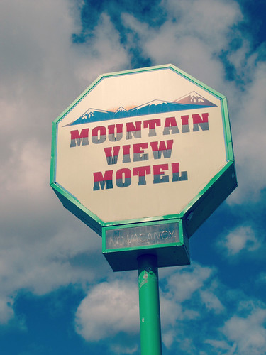 sky clouds colorado smalltown motels plasticsigns beunavista vintagemotels
