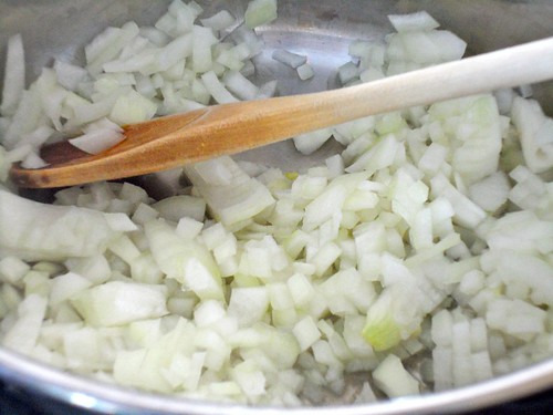 Quinoa - cooking onions