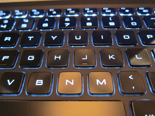 Dell XPS 14 Ultrabook - Keyboard Backlit