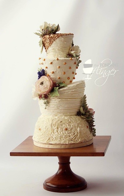 Eye-Catching Wedding Cake Idea Fondant Flinger