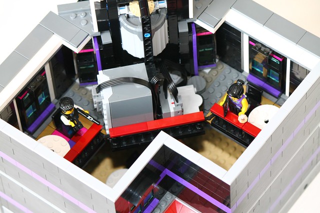 Lego MOC: Black Cat Cabaret
