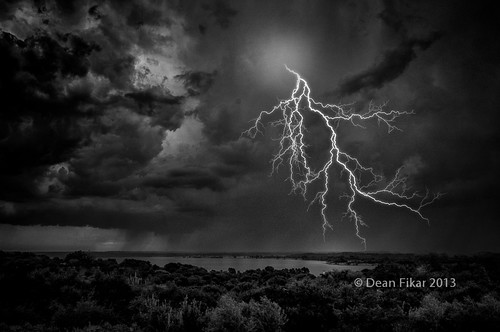 park city sky lake storm nature water beauty landscape outdoors pond texas unitedstates outdoor horizon scenic dramatic nobody getty lightning benbrook manmadelake benbrooklake urbanlake bodyofwater nonurbanscene