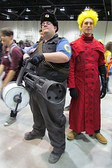 Heavy Weapons Guy and Vash the Stampede
