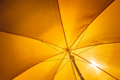 summer sun abstract beach yellow umbrella canon published tilt canonefs1022mmf3545usm canoneos40d