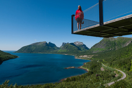 vacation mountain berg norway view line fjord utsikt ferie senja fjell troms rasteplass picnicarea nasjonalturistvei nationalturistroad
