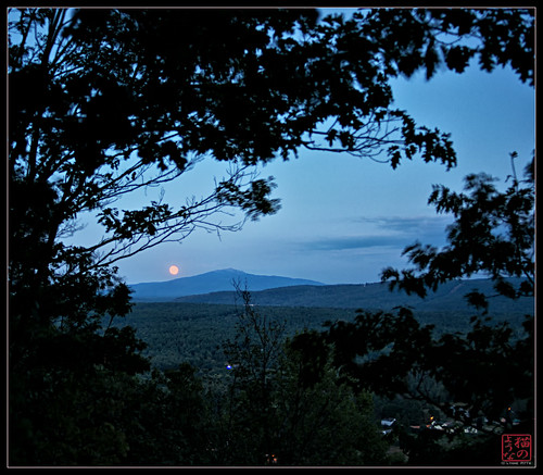 sunset moon unitedstates newhampshire hike richmond monadnock bluemoon zeiss28 summer2012