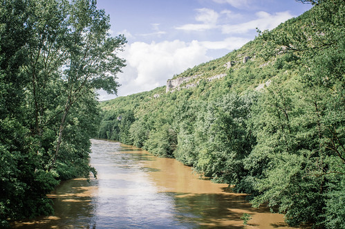 Les gorges de l'Aveyron sur le GR46 - Saint Antonin Noble Val - carnet de voyage France