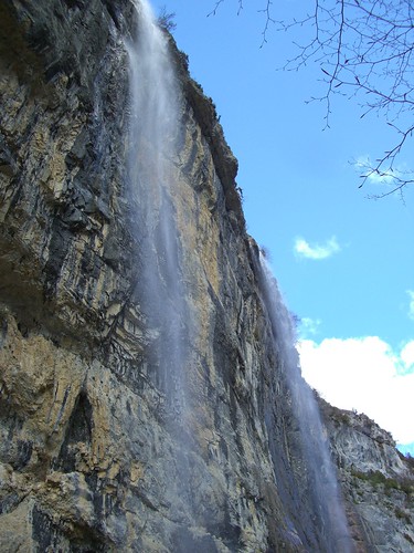 paisajes mountain waterfall agua ainsa montañas cascada