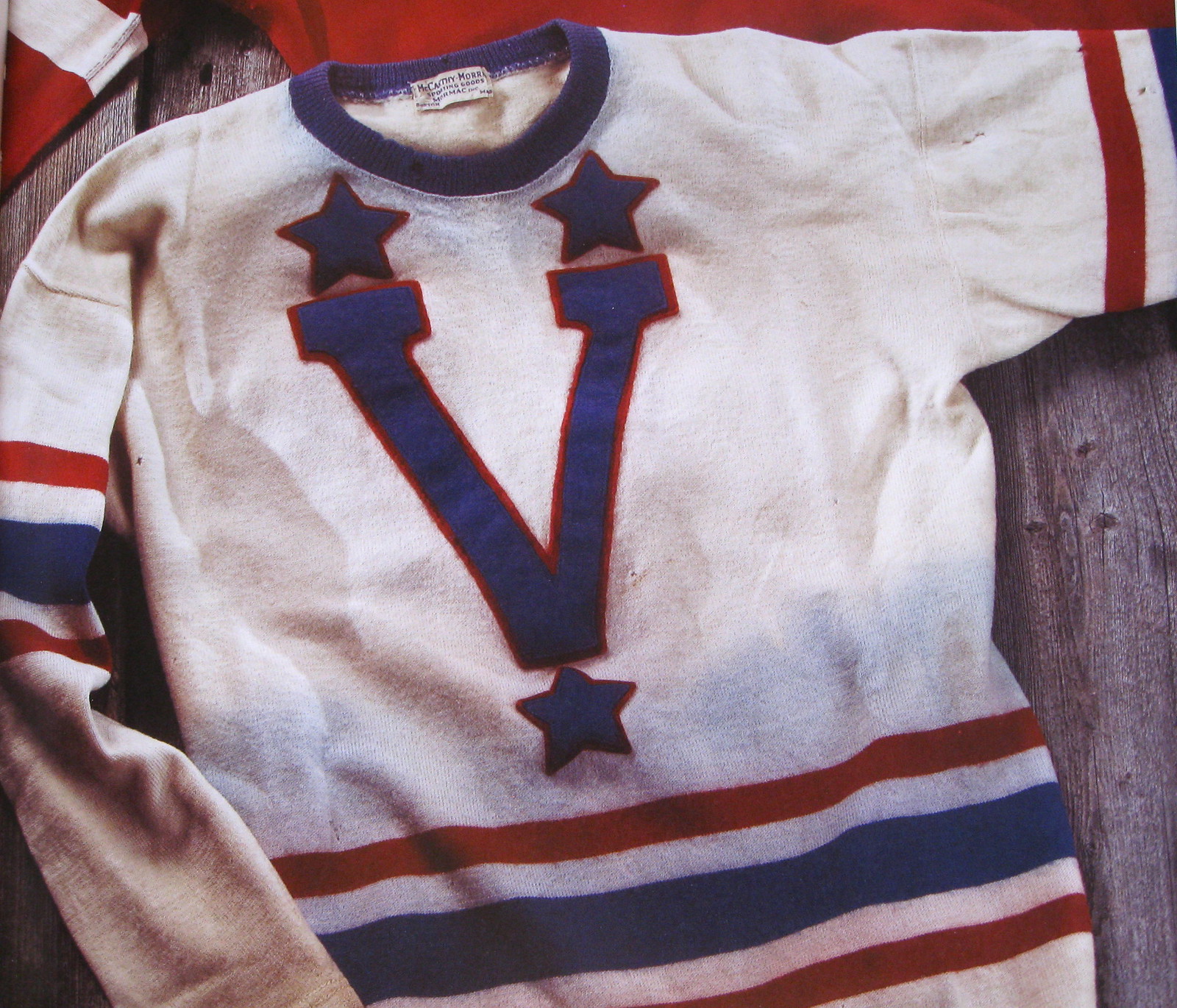 Boston Braves 1973 vintage hockey jersey game weight knit