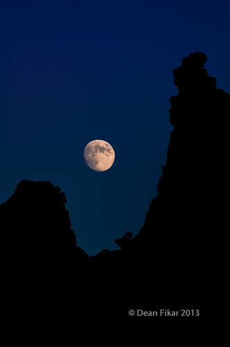moon mountains newmexico silhouette vertical night landscape twilight sandstone unitedstates desert objects fullmoon moonrise moonlight abiquiu whiteplace
