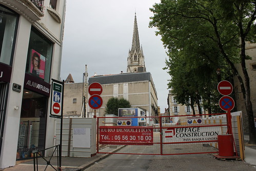 2012.08.02.198 - BAYONNE - Rue Thiers - Cathédrale Sainte-Marie de Bayonne
