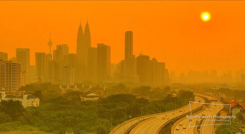 Rob Whitworth - Time lapse photographer releases stunning video of KL