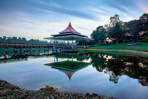 water sunrise reflections focus singapore colours reservoir pavilion macritchiereservoir zigzagwalkway