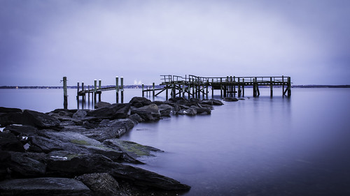 ocean ri winter cold abandoned point island pier cool dock rocky eerie creepy rhodeisland rhode rockypoint