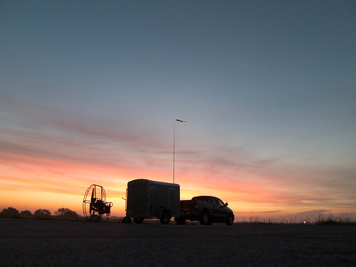 sunrise flying scenery texas unitedstates places yoakum sportsrecreation poweredparagliding