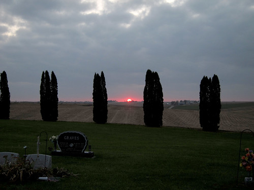 sunset cemetery dusk headstones iowa graves iowacounty ohiocemetery canonpowershots95